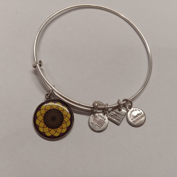 Alex & Ani (+)Energy Sunflower Charm Expandable Bangle Bracelet GUC - Picture 2 of 8